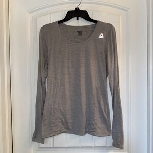 Reebok Women's Active Wear Long Sleeve Medium Top Light Weight Stretch Taupe